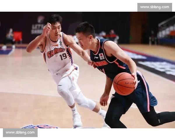 CBA最新战报:广东队逆转胜上海,周鹏复出助力球队取得关键胜利 CBA最新战报:广东队逆转胜上海,周鹏复出助力球队取得关键胜利